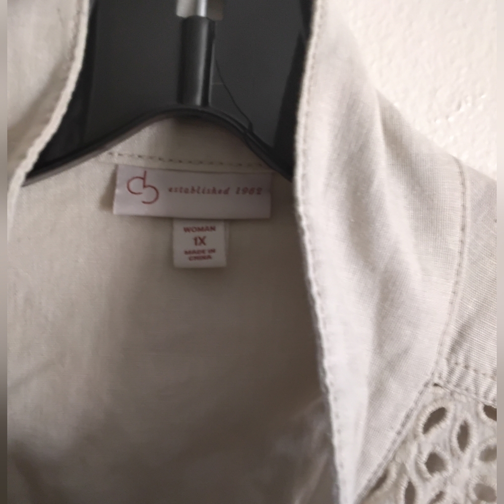 Women's Cream Jacket with Eyelet Detail - Picture 3 of 3